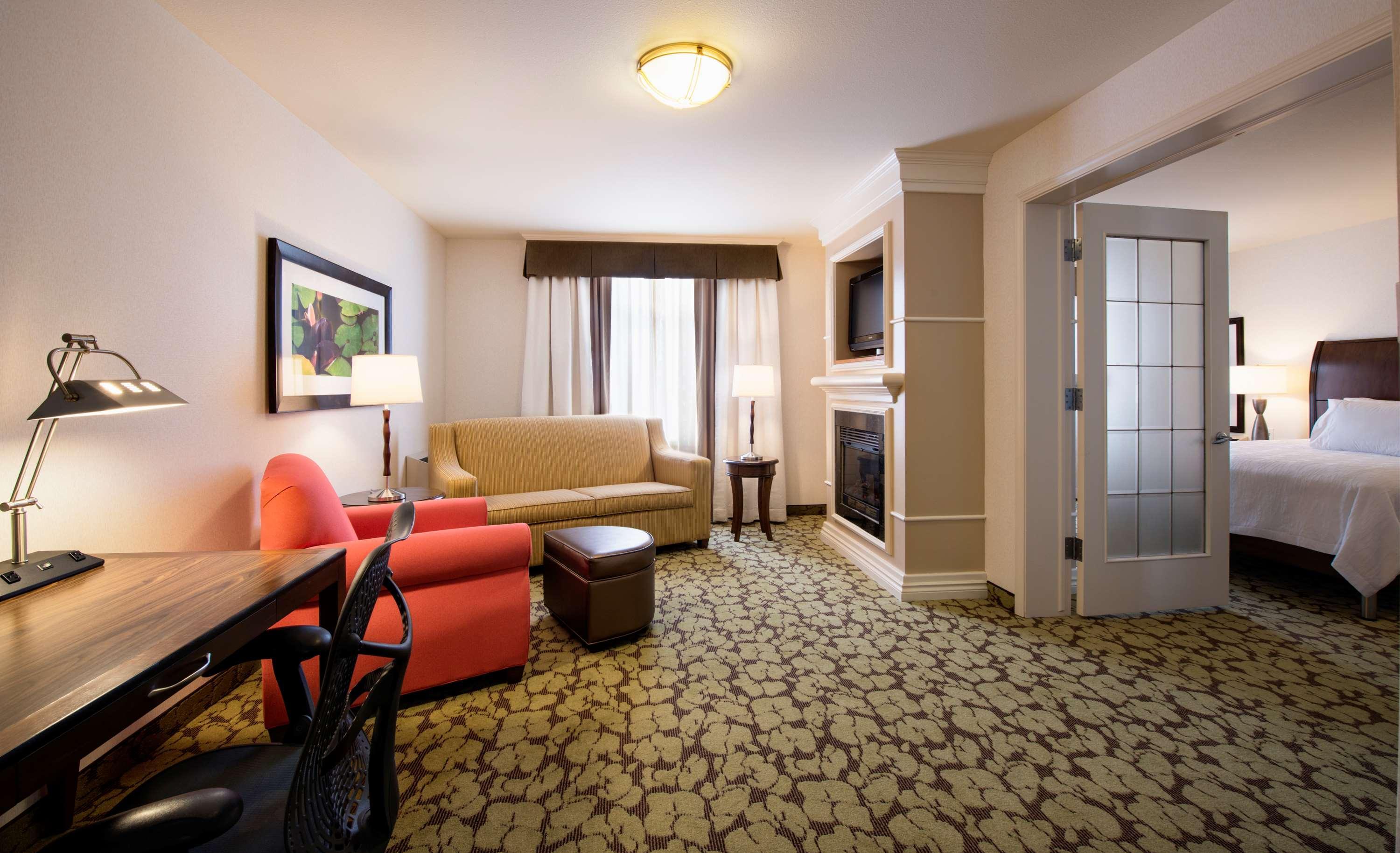 Hilton Garden Inn West Edmonton Extérieur photo