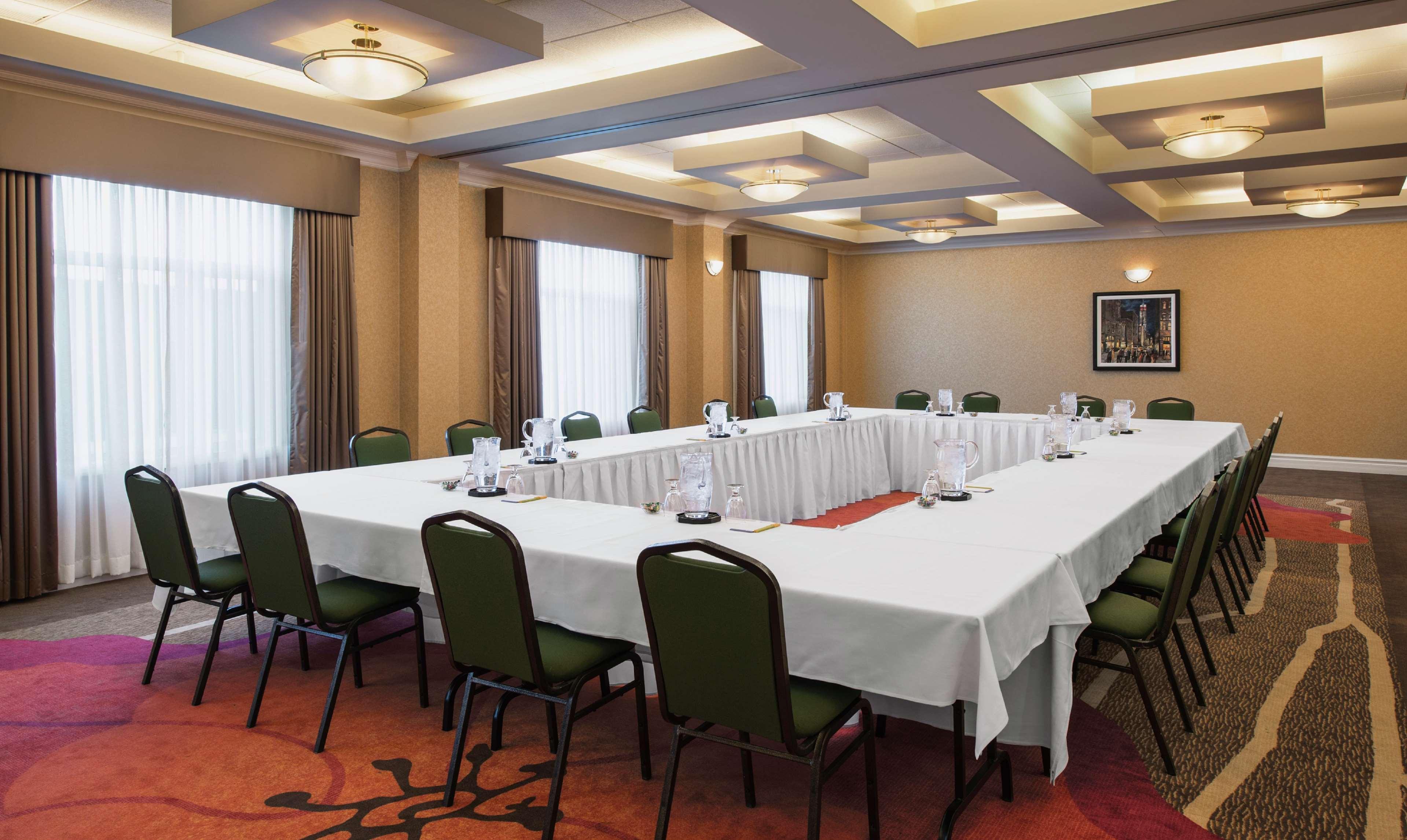 Hilton Garden Inn West Edmonton Extérieur photo