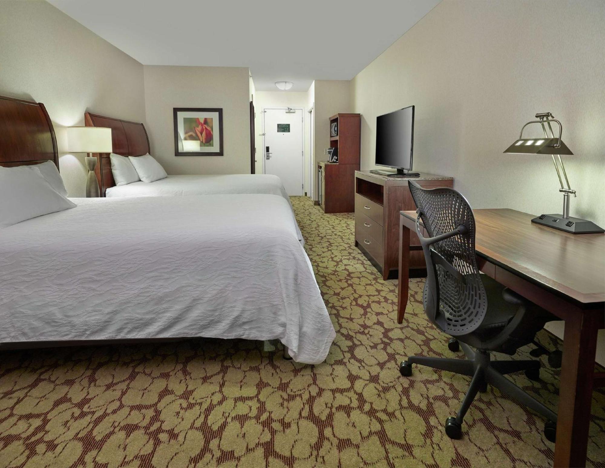 Hilton Garden Inn West Edmonton Extérieur photo