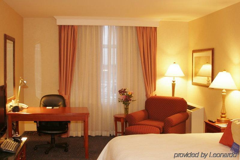 Hilton Garden Inn West Edmonton Chambre photo