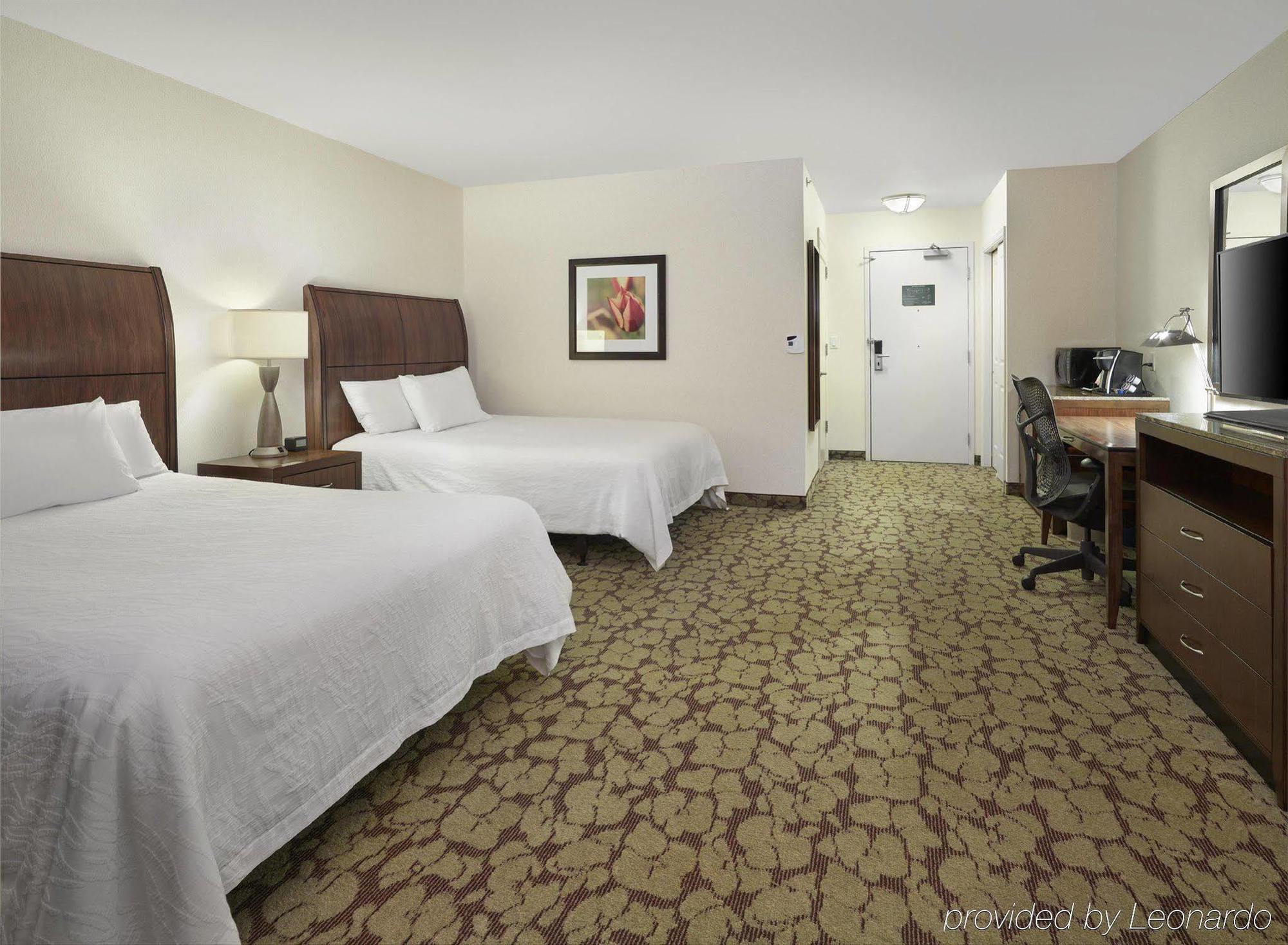 Hilton Garden Inn West Edmonton Extérieur photo